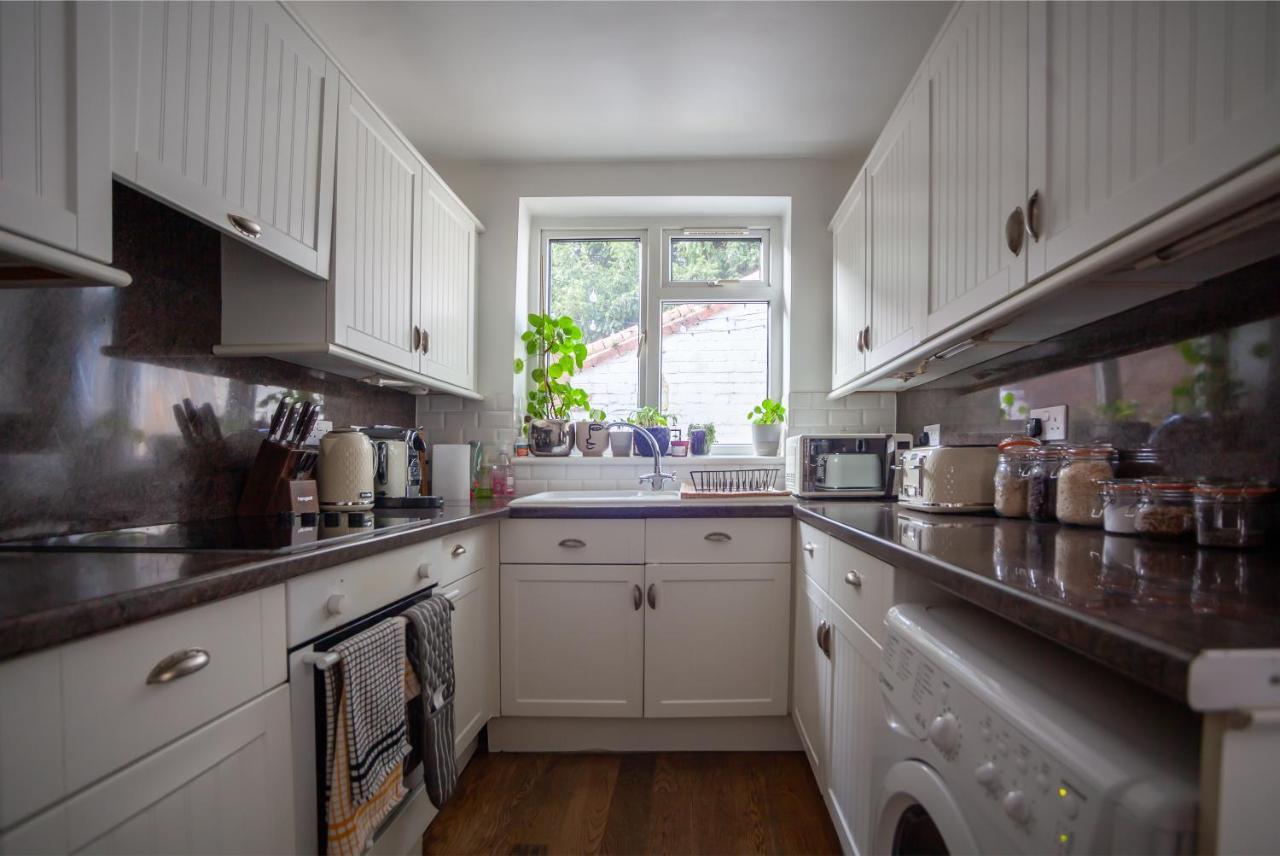 Hereford City - St Owens Terrace - Comfortable & Spacious Well Presented Three Storey House, Perfect For A Weekend Away & Exploring The City On Foot - Hosted By Rentmyhouse Exterior foto